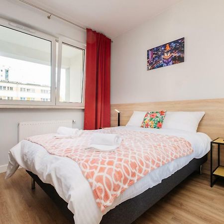 Stare Bielany 2-Bedroom Apartment Варшава Екстериор снимка